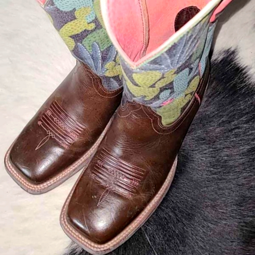 Ariat woman's boots